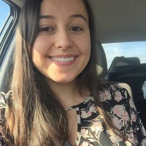 Meet your Posher, Alissa